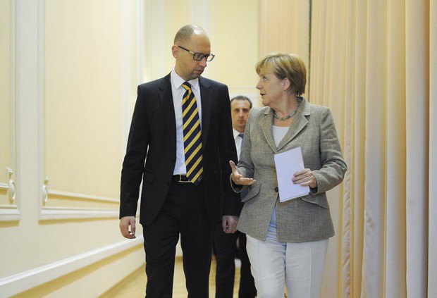 Яценюк предложил немецким энергоконцернам  поучаствовать в развитии энергетики Украины