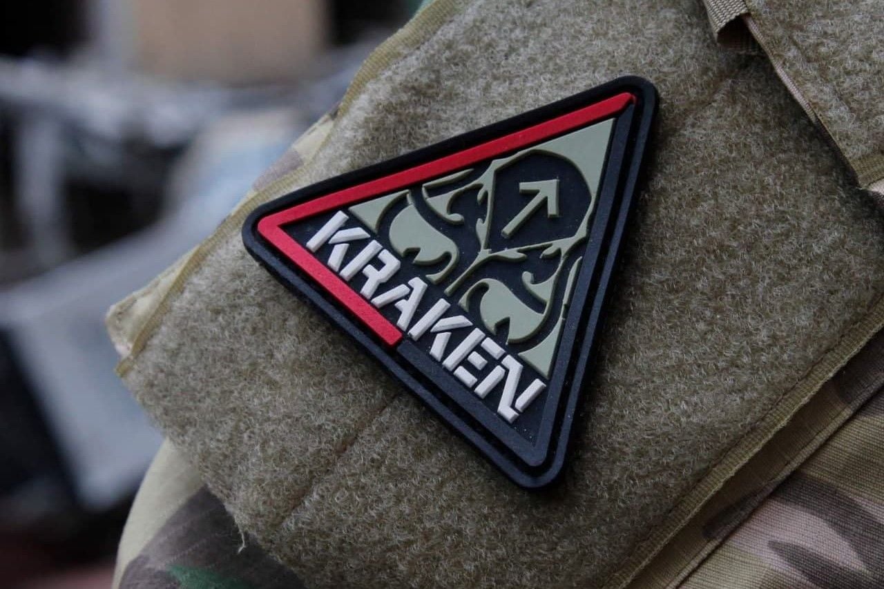 ​KRAKEN поднял флаг Украины над Купянском-Узловым: исторический момент попал на видео