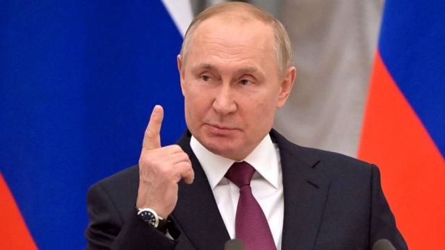 В РФ идет конфискация активов олигархов за малейшее подозрение в нелояльности Путину – Bloomberg