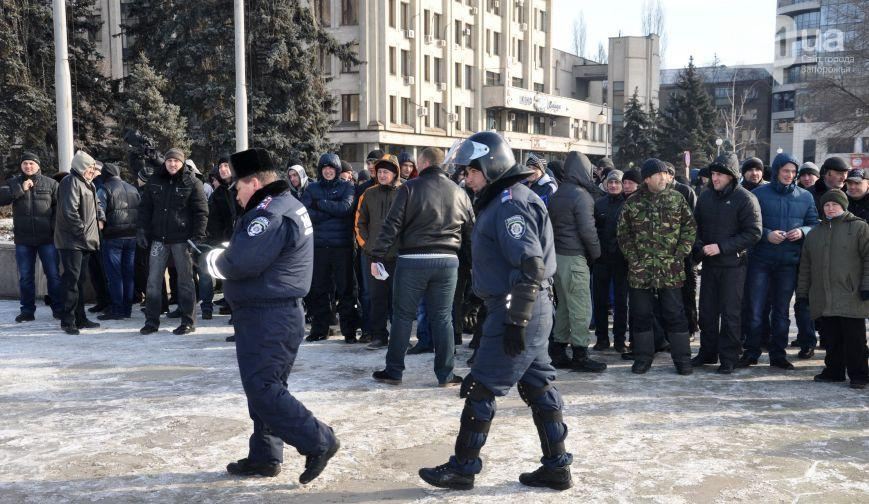 В Виннице в здании суда и в Запорожской ОГА милиция ищет взрывчатку