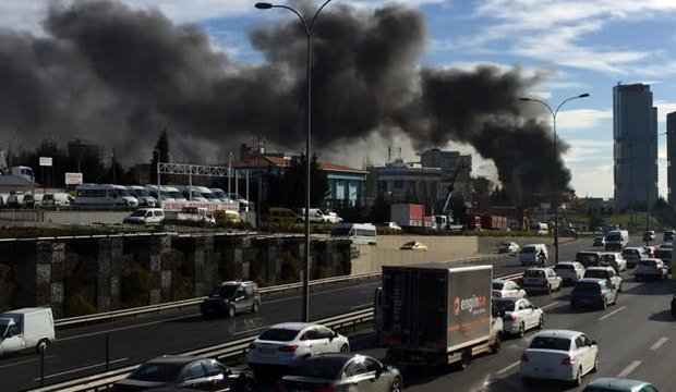 "Мои мысли с жертвами и их семьями", - Порошенко выразил соболезнования семьям погибших и раненых в аэропорту Стамбула 