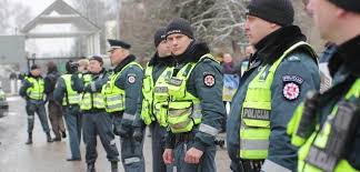 Спортсменам РФ не рады в Латвии: полиция задержала и принудительно депортировала троих россиян, внесенных в "черный список" МВД