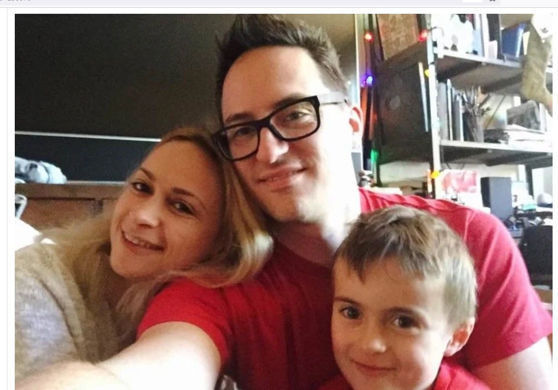 Какая красивая семья: супруг погибшей украинки Хатчинс показал трогательное фото с детьми