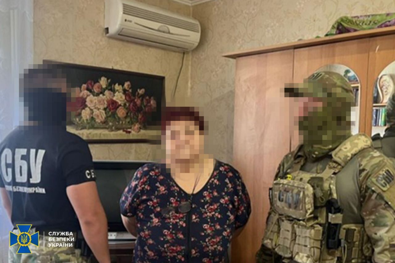 "Может, вам пригодится новость": СБУ задержала агента РФ, завербованную во время оккупации Святогорска