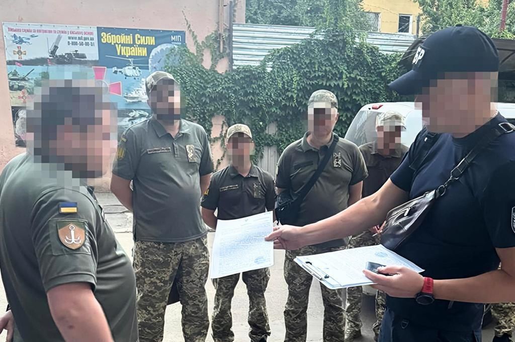 Незаконные задержания и пытки: в Одессе десять работников ТЦК задержаны за циничные преступления