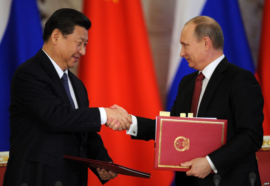 Русские прозревают: с подачи Путина Китай захватывает Россию