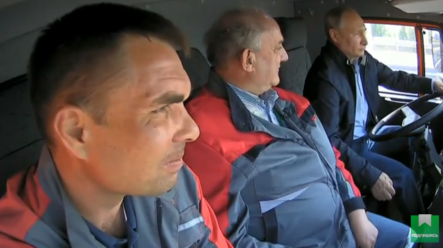 Путин за рулем в прямом эфире открывает мост в Крым: опубликована видеотрансляция со "стройки века" которая скоро плачевно закончится