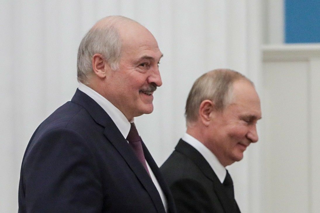 ​"Надо искать пути", – Кремль через Лукашенко просит Украину и Запад о переговорах