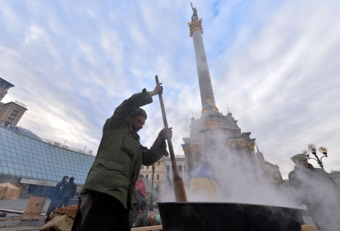 На Майдане хотят снести Монумент независимости как символ тоталитаризма