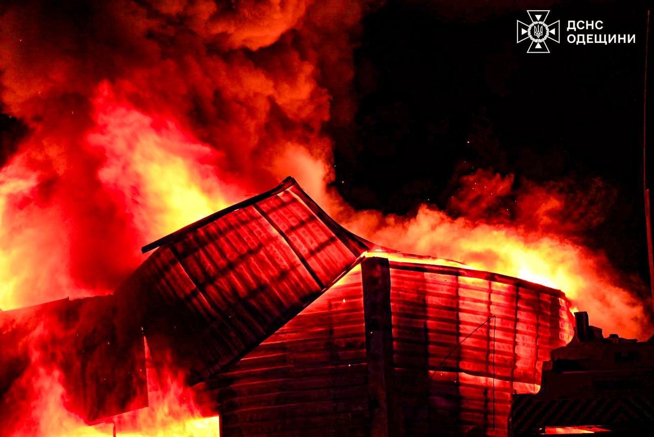 Зеленский после массированной атаки РФ обратился к мировому сообществу: "Именно таким должен быть ответ"