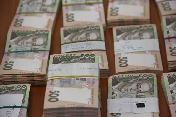На этой неделе Фонд гарантирования вкладов хочет продать активы 22 банков