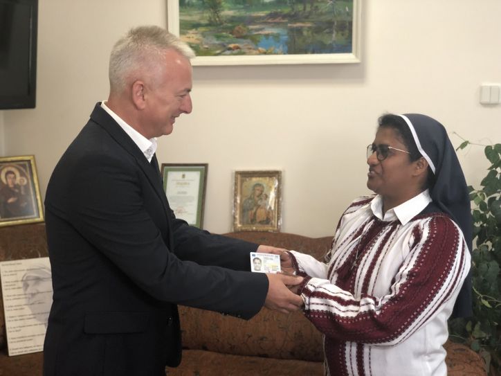 Зеленский сделал щедрый подарок для монахини из Индии 