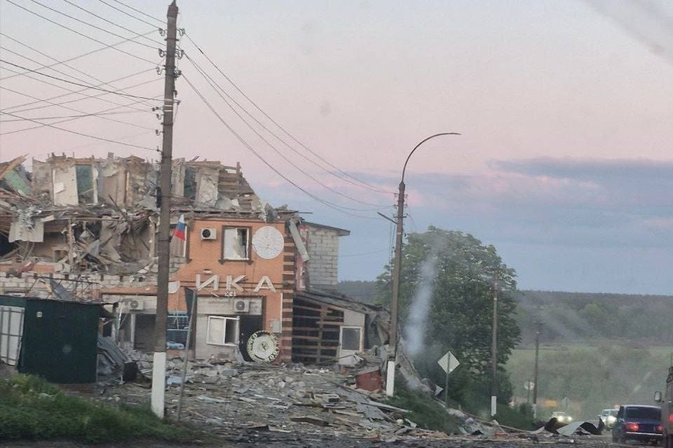 ​"Шло совещание", – Z-канал подтвердил успешный удар ВСУ по командованию 40-й бригады ВС РФ в Рыльске