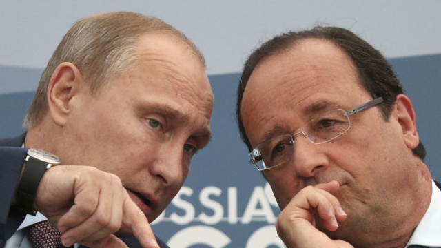 На встрече Путина и Олланда о "Мистралях" не было сказано ни слова