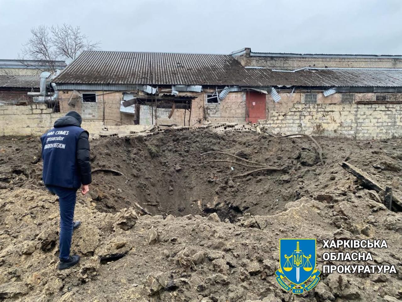 Россия снова обстреляла Харьков: появились кадры разрушений и данные о пострадавших