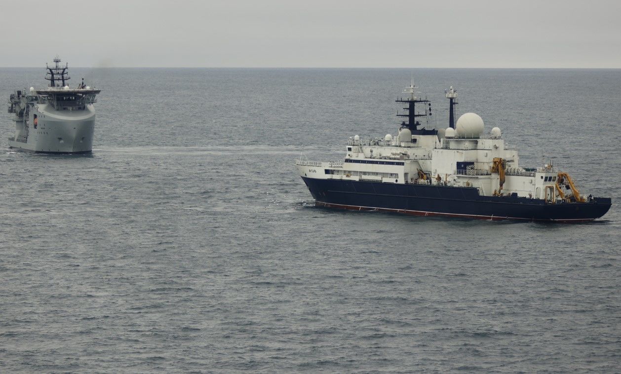 ВМС Великобритании поймали шпионский корабль РФ в Ла-Манше и передали послание Путину