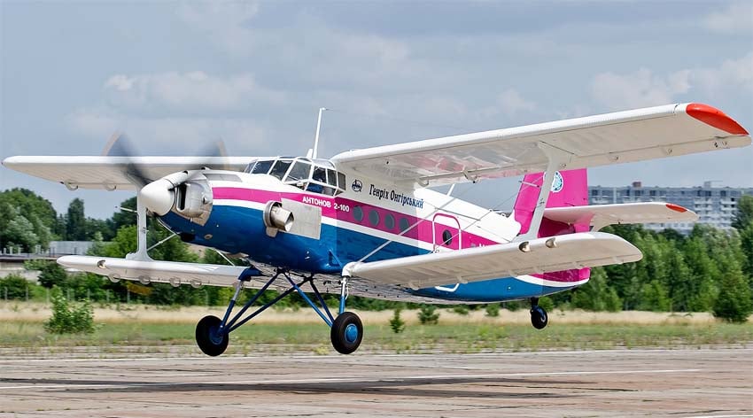 Украинские летчики снова продемонстрировали высший пилотаж: команда самолета Ан-2-100 установила новый мировой рекорд - опубликованы захватывающие кадры