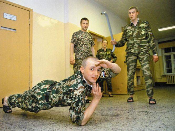 Предатели Украины оказались ненужными в Российской армии: бывший замкомбата рассказал, как живется беглым украинским военным в России