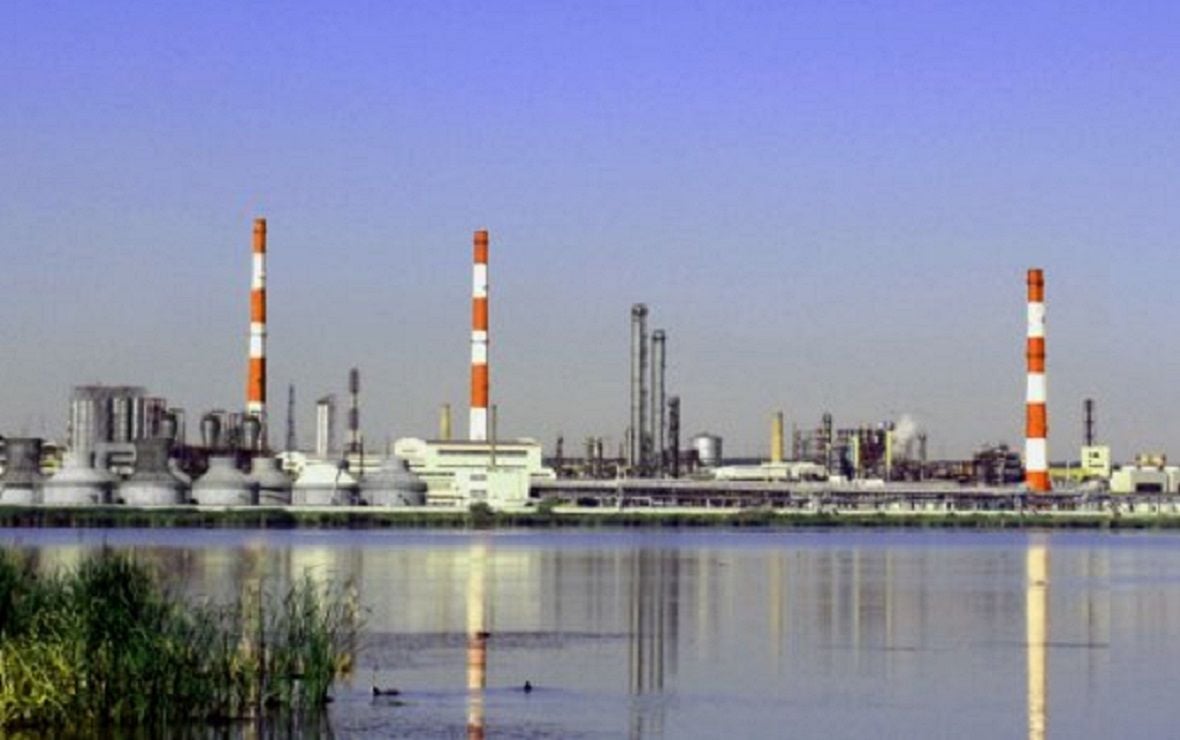 "Хорошие" дроны атаковали "жирные" цели сразу в трех регионах России: в Сети появились кадры