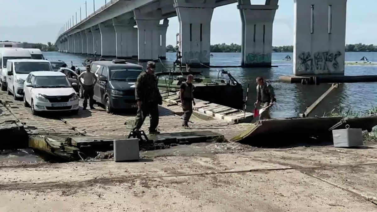 Війська РФ хочуть форсувати Дніпро новим способом – британська розвідка розповіла про маневри