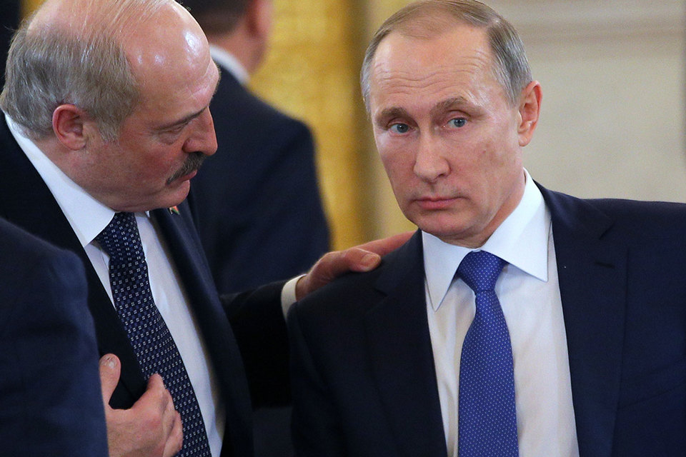 "Лукашенко отрабатывает кредит Кремля на Украине", - Пономарь рассказал, почему Киев не должен обижаться на Минск за предательство