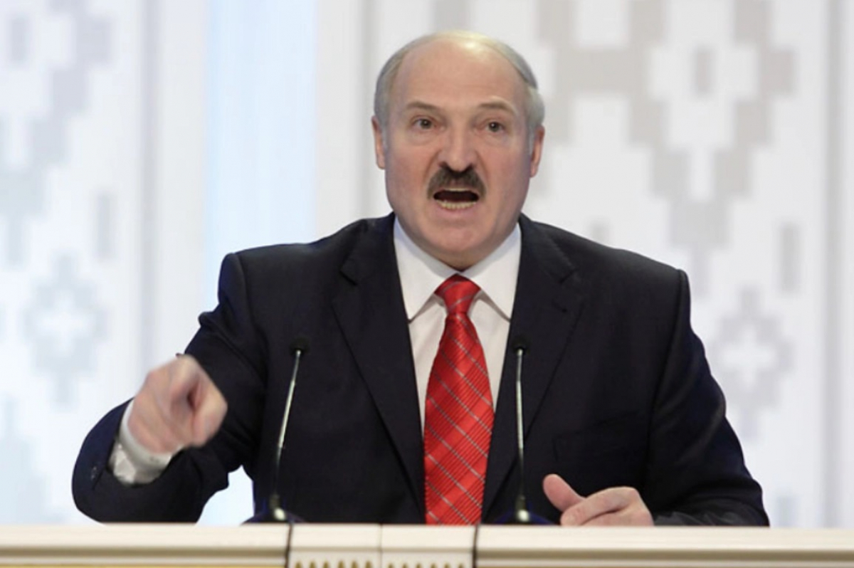 "Они все поняли!" - Лукашенко похвастался, как Беларусь "прихлопнула газпромовский банк"