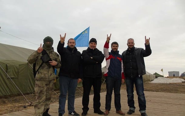 Участники блокады Крыма помогают пограничникам нести службу