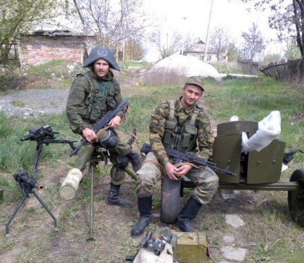 "Пираты Таганрогского залива", - соцсети повеселила фотография боевиков "ДНР"
