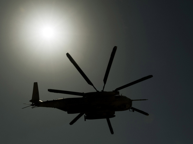 СМИ: в небе над Киевом замечены вертолеты