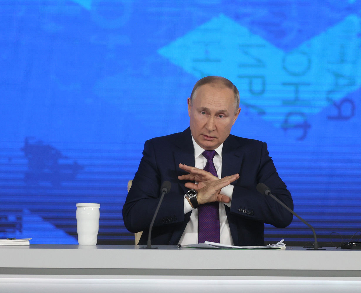 Яценюк требует немедленной реакции Зеленского на слова Путина об Украине