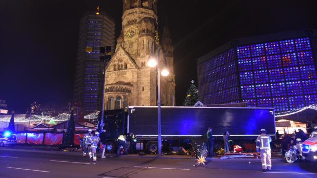 Ответственность за террористический акт на рождественской ярмарке в Берлине взяла на себя террористическая организация ИГИЛ