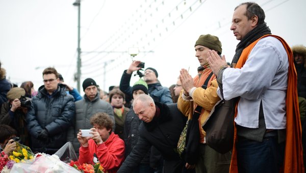 Оппозиция согласовала с властями Москвы траурный марш в память о Немцове