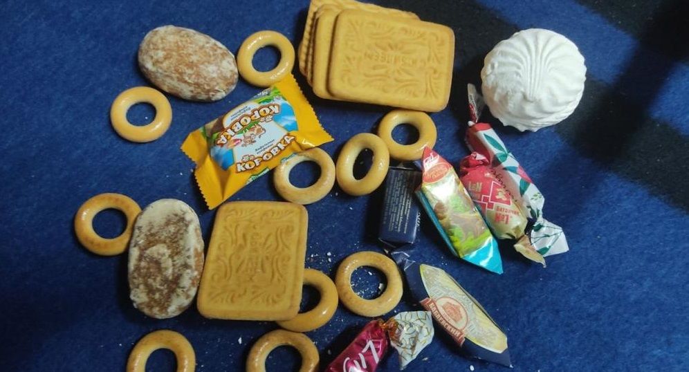 Наемники РФ показали, какие подарки дали их детям в "Донецке": "Такое на поминки дают"