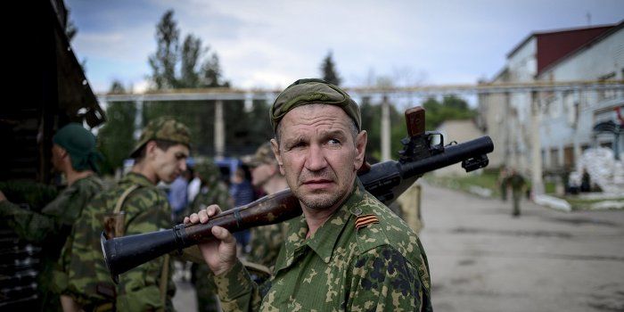 Россияне заявили, что "армия" "ЛНР" не способна защитить "республику": "ВСУ разнесут их за минуты"