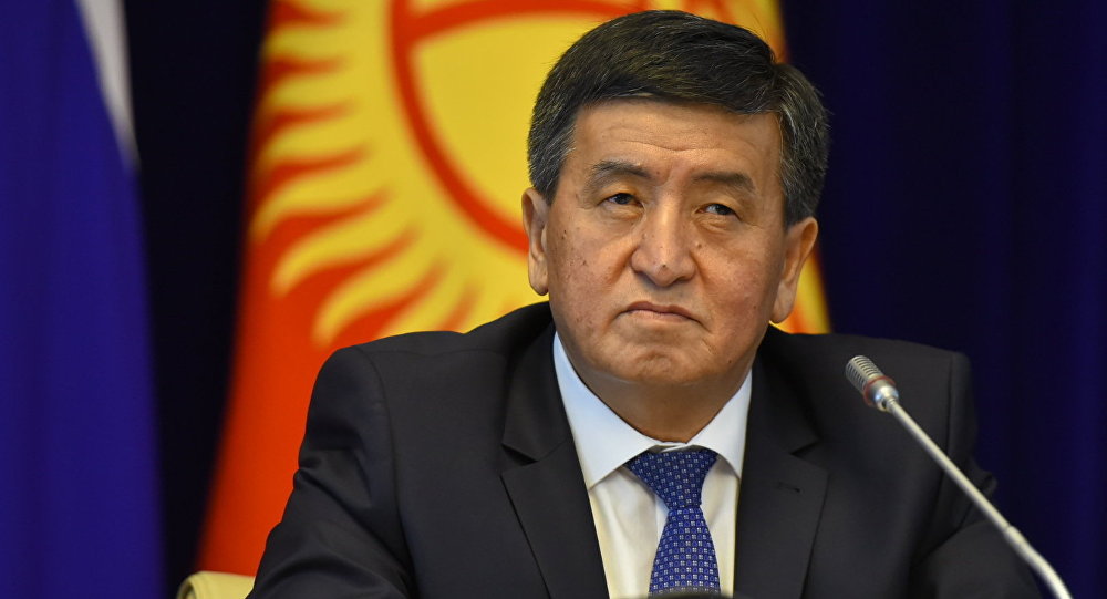 В Кыргызстане прошли президентские выборы, выиграл провластный политик Сооронбай Жээнбеков: никогда еще победитель не набирал так мало голосов