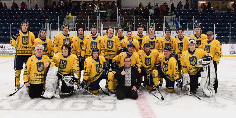 В Канаде прошла Украинская Ночь-2019: канадские хоккеисты вышли на лед с трезубцем на всю грудь - кадры