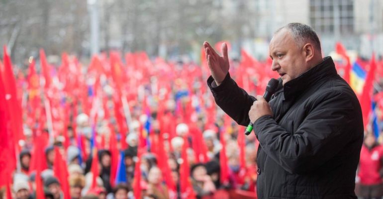 У социалистов Молдовы не большинство, Додон ничего не сможет сделать: окончательные результаты парламентских выборов