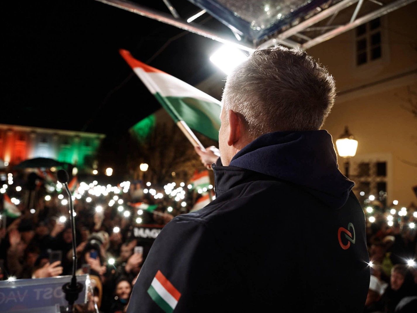 Российским пропагандистам устроили неприятный прием на митинге Мадьяра в Венгрии