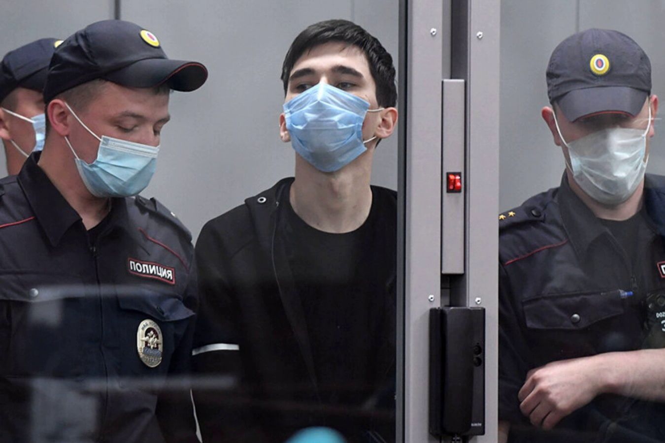 СМИ назвали причину, почему казанский стрелок Галявиев выбрал объектом атаки лицей: "Всего 300 метров"