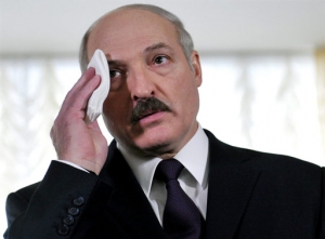 Лукашенко: только "идиоты" могут претендовать на земли России