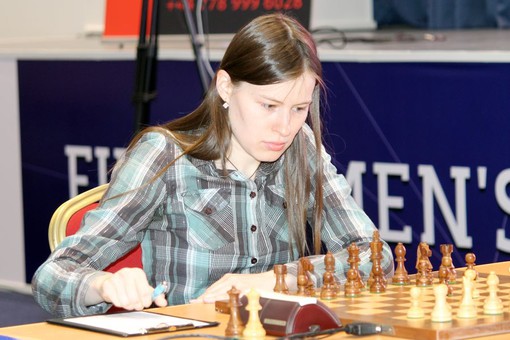 Уверенная победа: украинка обыграла россиянку в финале Чемпионата мира по шахматам