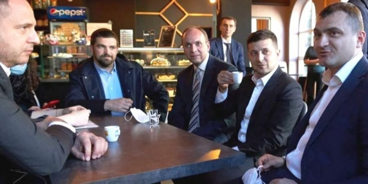 Нарушение Зеленским карантина: в КСУ открыли производство в отношении президента