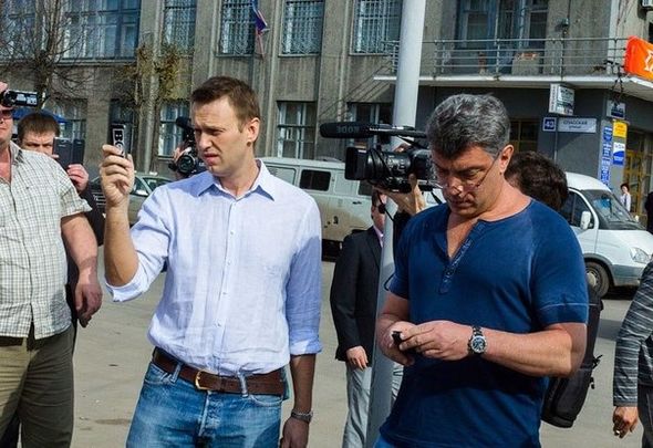 Навальный уверен, что Немцова "заказал" Путин