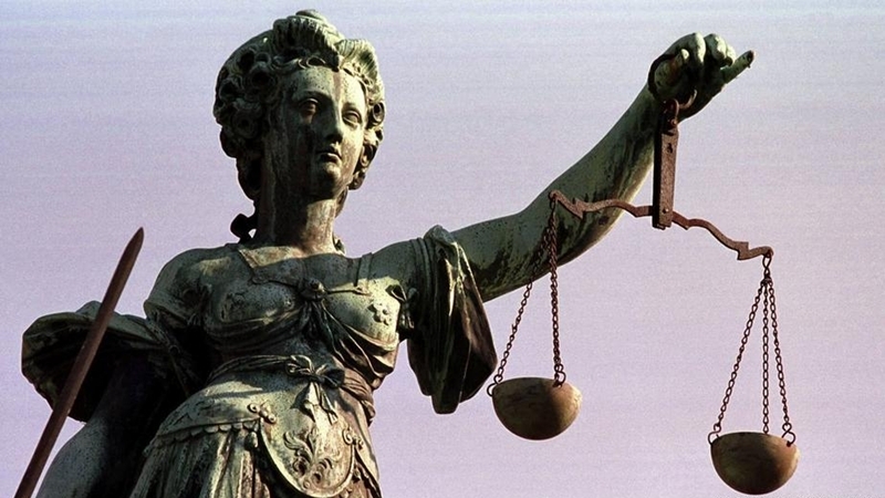 Порошенко призвал депутатов экстренно разработать проект закона об Антикоррупционном суде