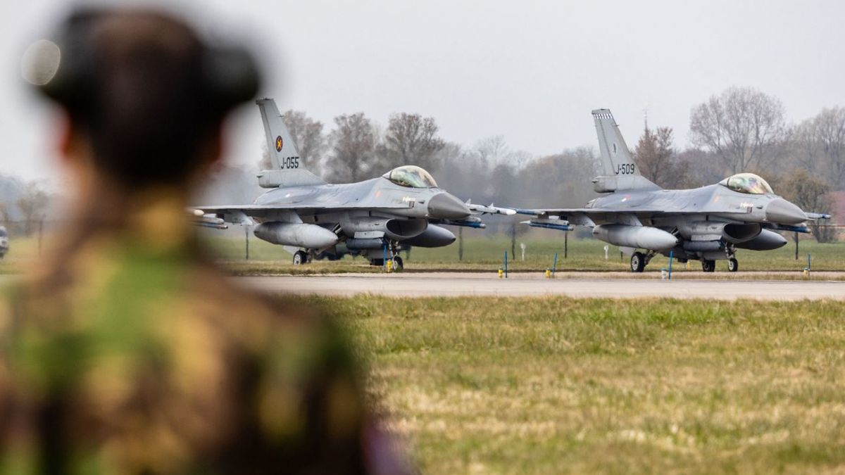 ​Готовятся к развертыванию: в США озвучили хорошие новости относительно F-16 для Украины