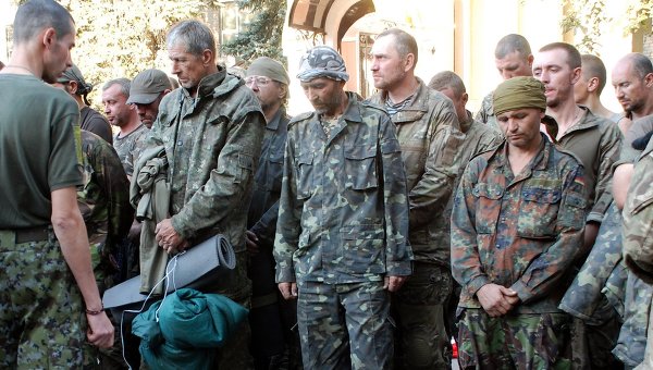​Климкин: боевики используют заложников как рабов
