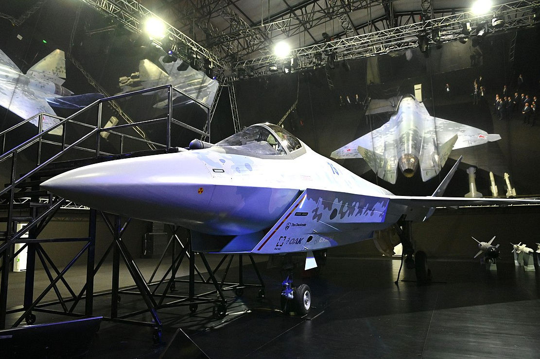​"Не имеющая аналогов в мире фикция", – эксперт объяснил, почему российский Checkmate не конкурент F-35