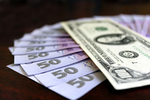 Курс гривны к доллару и евро – 01.05.2015. Хроника событий онлайн