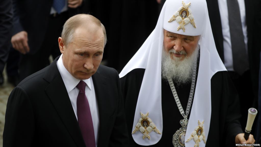 Почему сегодня Кремль ждет полный крах: срочное заседание Синода РПЦ станет началом нового раскола - эксперт
