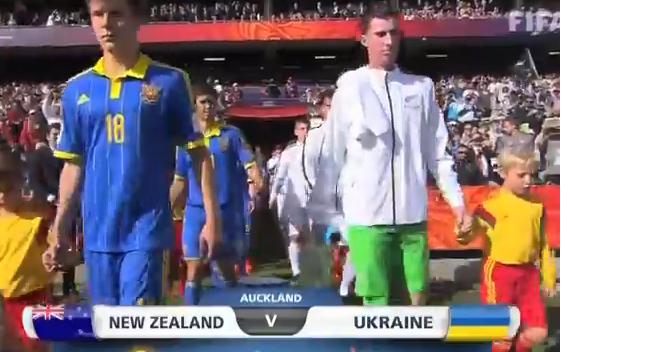 Видео лучших моментов матча сборных по футболу Украины и Новой Зеландии 